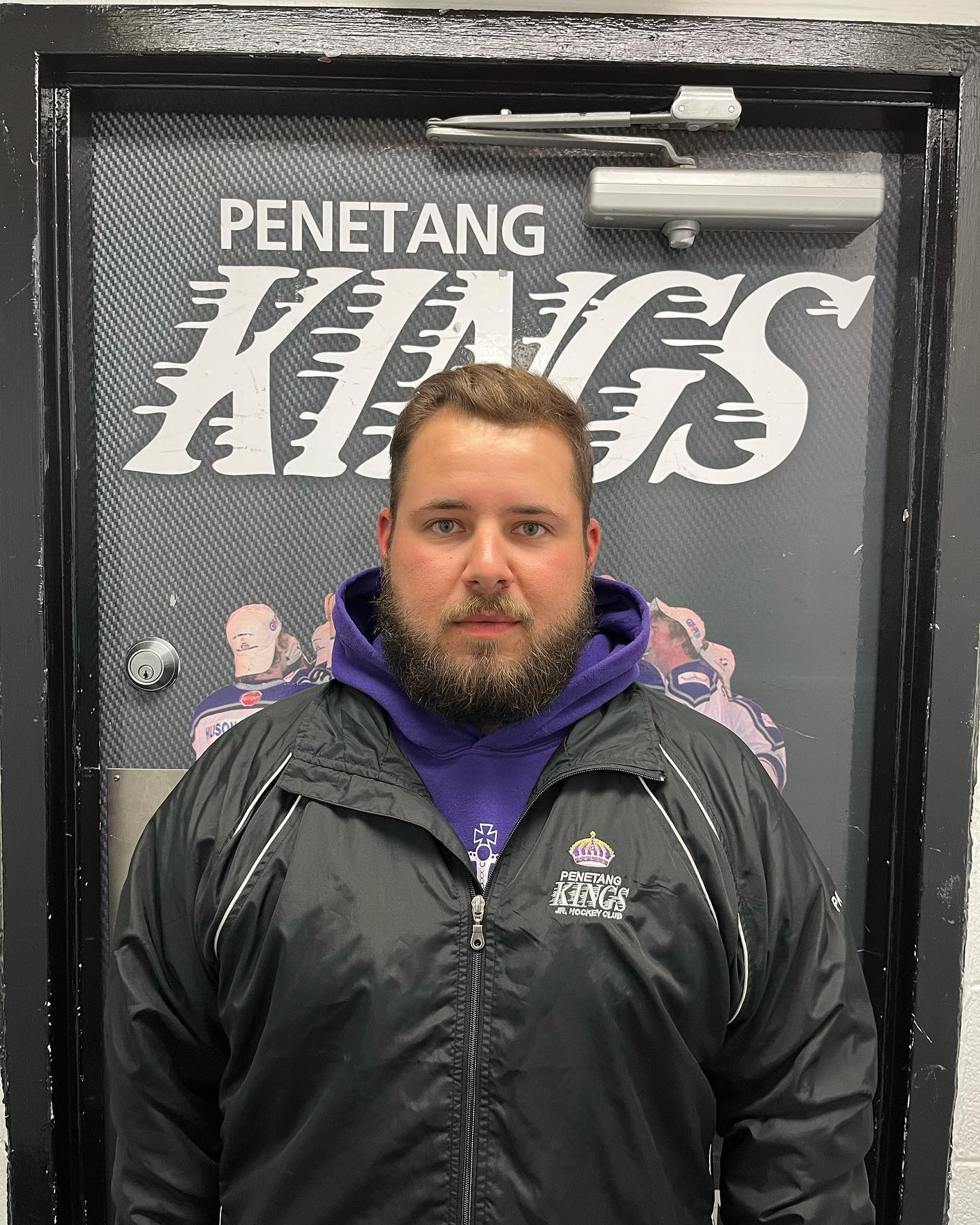 Michael Paul joins the Coaching Staff for the 2022-23 season.

Michael also played in the PJHL, and played his entire Jr career for us. He also provides a wealth of knowledge of the game and is a very welcomed addition to the staff.

Welcome aboard Pauly! 👑